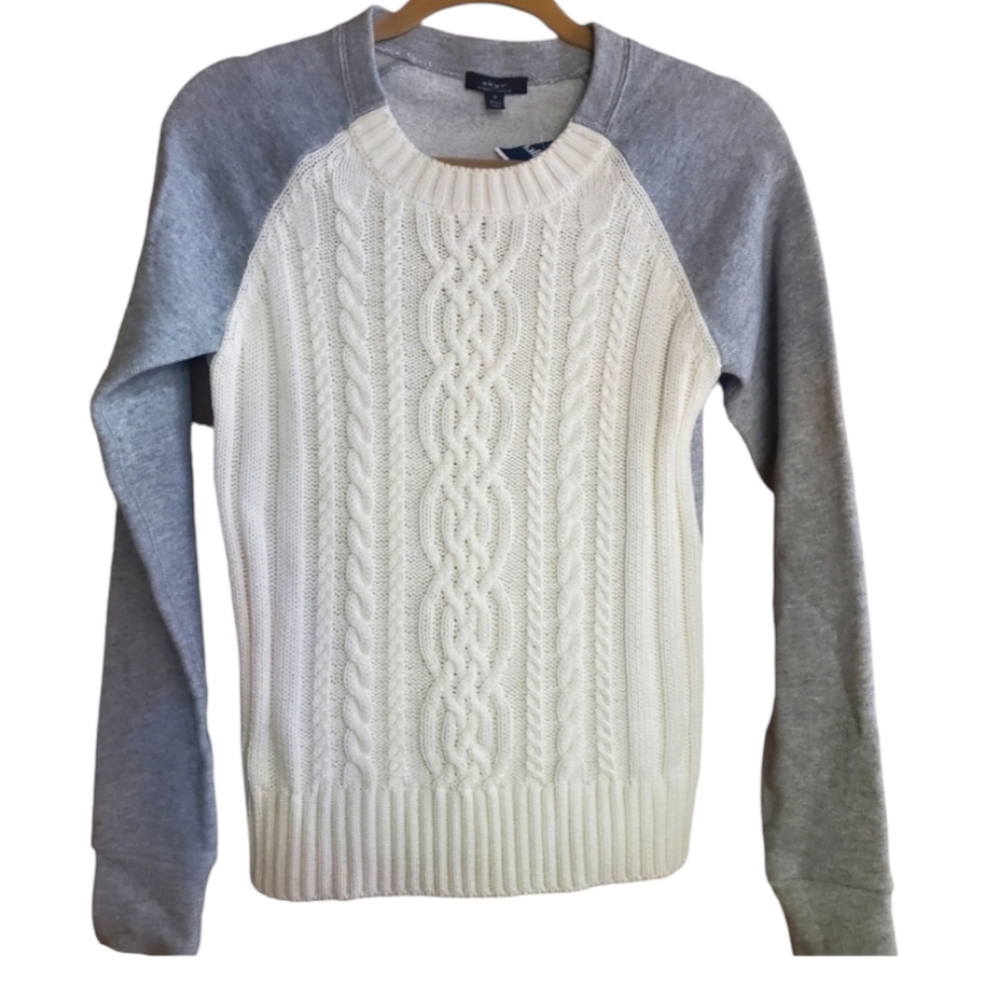 SKYR NWT CABLE KNIT GREY/CREAM COLORBLOCK SWEATER JR SMALL